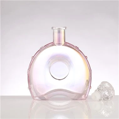 Farvede glas vinflasker