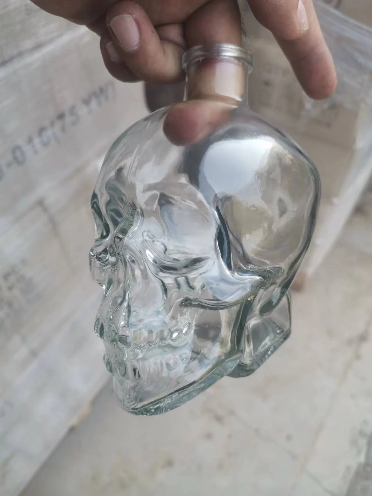 380ml skull bottle 2